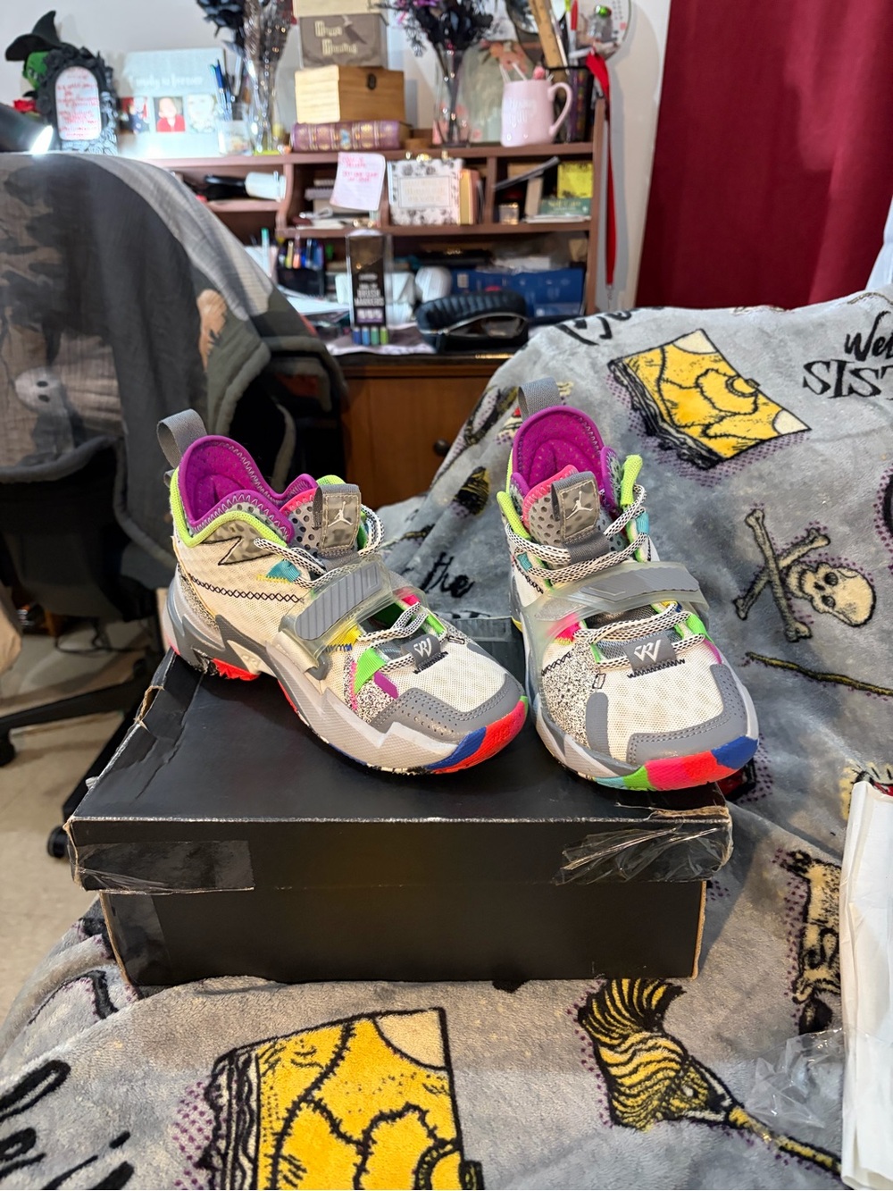 Jordan Kids Multicolor Gray, Pink & Neon Green Sneakers